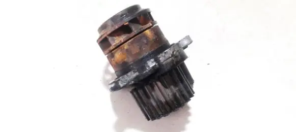 Volkswagen Golf V Water pump 045121019D