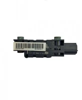 Audi A4 S4 B7 8E 8H Airbag deployment crash/impact sensor 8E0959651A