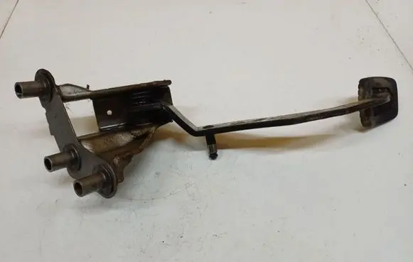 Nissan Micra Clutch pedal