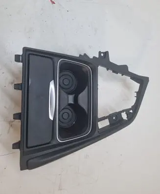 Cup holder front