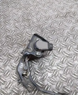 Toyota Avensis T250 Accelerator throttle pedal