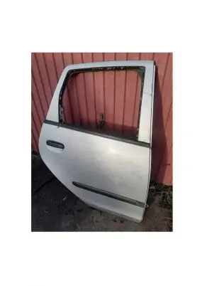 Mitsubishi Colt Rear door