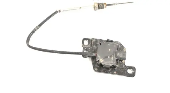 Mercedes-Benz C W205 Oil temperature sensor A0009054409