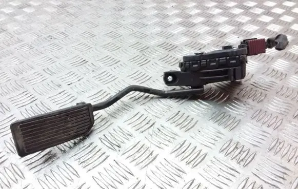 Nissan Almera Tino Accelerator pedal position sensor 18002BU410