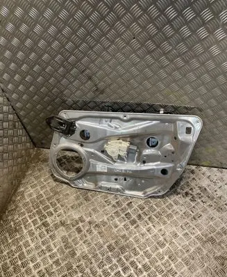 Mercedes-Benz E W212 Front door window regulator with motor A2128201102 2128201102