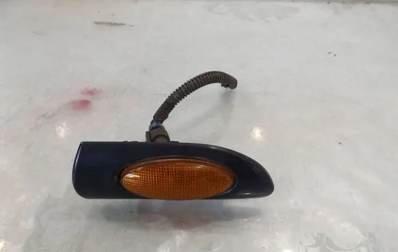 Opel Vectra B Front fender indicator light