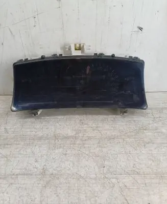 Toyota Corolla Verso E121 Speedometer (instrument cluster) 8380013150 257010870