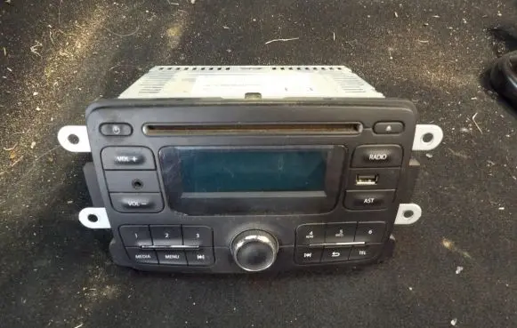Dacia Logan VAN Radio/CD/DVD/GPS head unit 281159936R