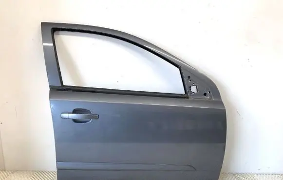Opel Astra H Front door
