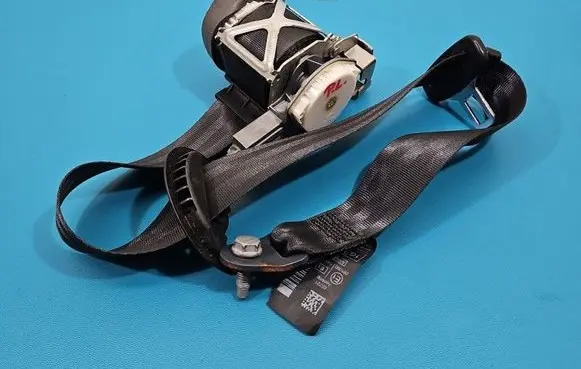 Citroen C4 Cactus Front seatbelt 98009786XX IMPRK1541504