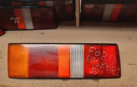 Ford Escort Rear/tail lights 86AG13A603
