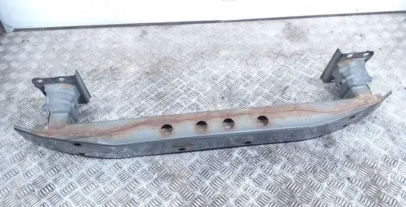 Toyota Avensis T250 Front bumper cross member