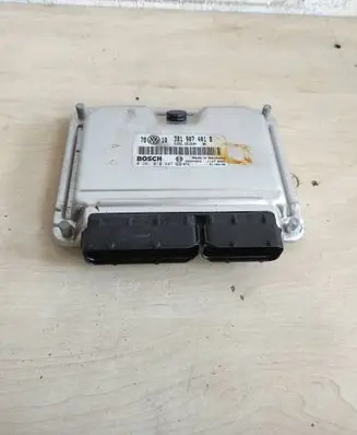 Volkswagen PASSAT B5.5 Engine control unit/module 3B1907401B 11270005 265A4843