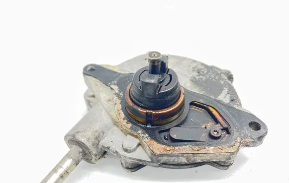Mercedes-Benz C W203 Vacuum pump A2712300965