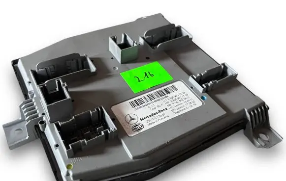 Mercedes-Benz C W205 Central body control module S216 A2059007539