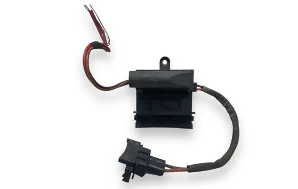 Coolant fan relay