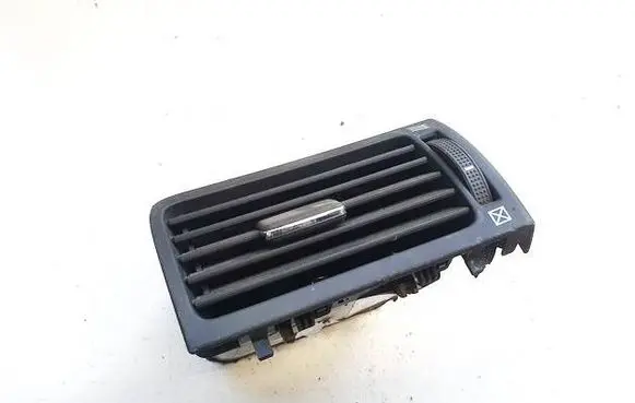 Toyota Avensis T250 Dash center air vent grill 8518