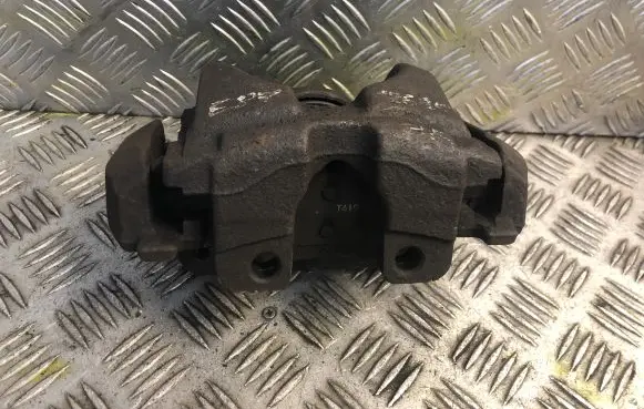 BMW 1 E81 E87 Front brake caliper