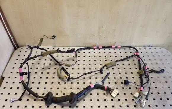 Toyota RAV 4 (XA20) Tailgate/trunk wiring harness 8218442180C
