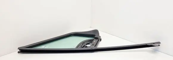 Citroen Berlingo Front door vent window glass four-door 9680466780