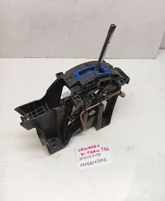 Nissan X-Trail T32 Gear shifter/selector 349016fv0b