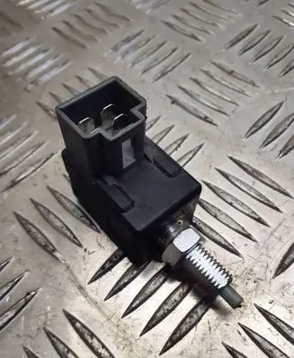 Hyundai Santa Fe Brake pedal sensor switch