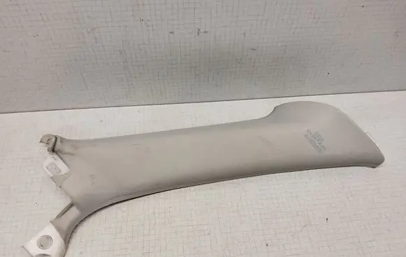 Toyota Avensis T250 Other sill/pillar trim element 6247205080
