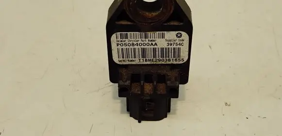 Jeep Cherokee Airbag deployment crash/impact sensor P05084000AA