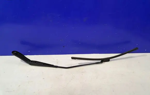 Volvo V60 Windshield/front glass wiper blade 30753505