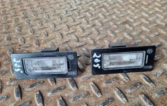 Audi A4 S4 B8 8K Number plate light 8T0943021
