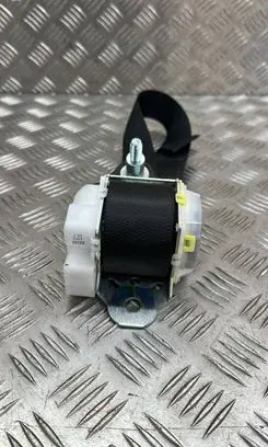 Toyota RAV 4 (XA40) Rear seatbelt H073801