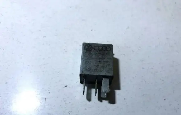 Volkswagen Golf V Other relay 1k0951253 0332011100