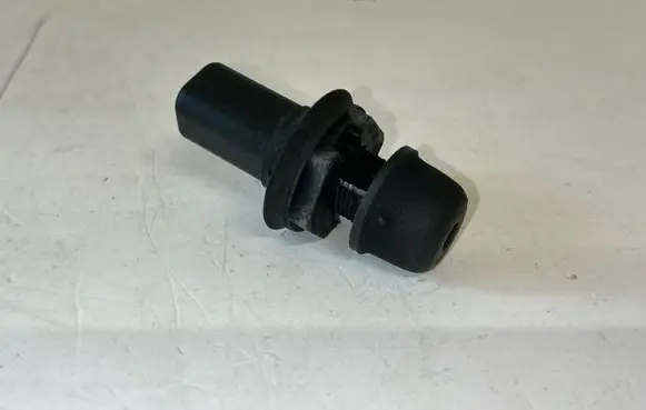 Volvo V70 Tailgate/trunk/boot lid buffer 24263