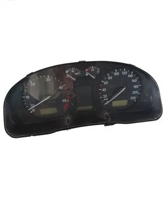 Volkswagen PASSAT B5 Speedometer (instrument cluster)