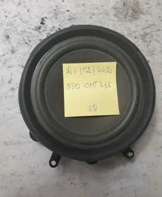 Audi A8 S8 D3 4E Front door speaker 4E0035411