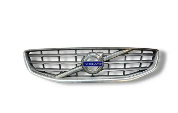 Volvo V60 Front bumper upper radiator grill 30795039 31323099 13123338