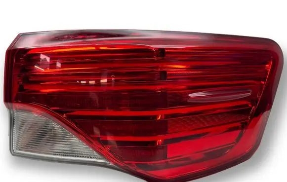 Toyota Avensis T250 Rear/tail lights 8156005270