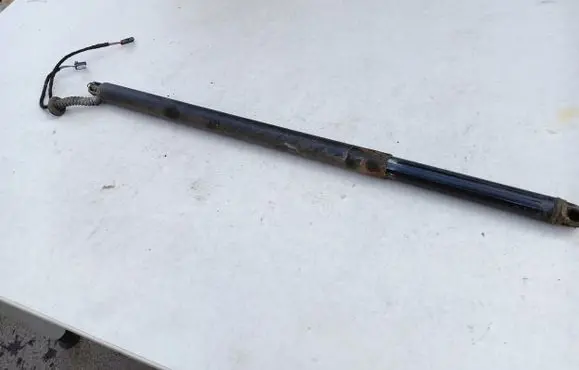 Skoda Octavia Mk3 (5E) Tailgate/trunk/boot tension spring 5E9827851D