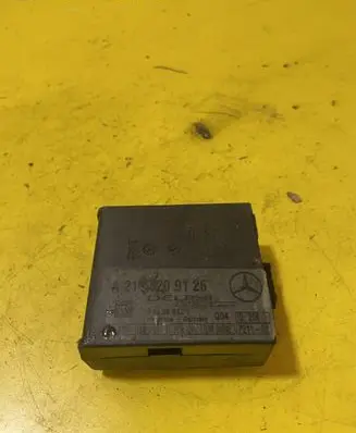 Mercedes-Benz S W220 Alarm control unit/module A2118209126 2118209126