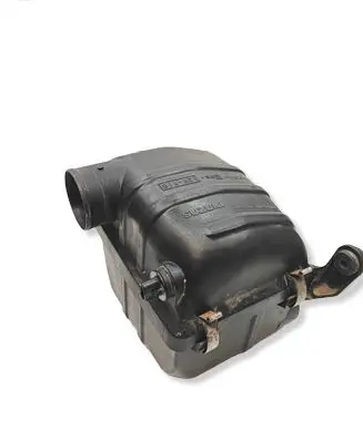 Suzuki Jimny Air filter box 81AA01