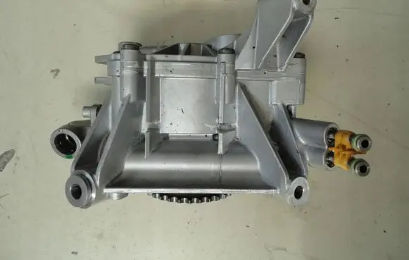 BMW 7 G11 G12 Oil pump 8601072