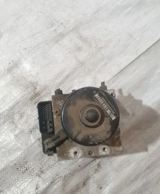 Volkswagen Golf IV ABS Pump 1J0907379G