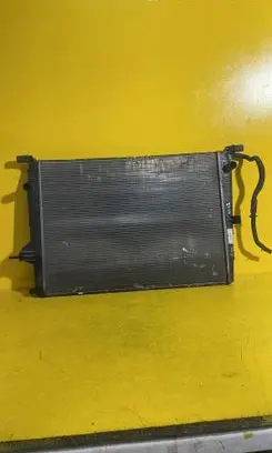 Renault Megane III Coolant radiator 214100014R RA1822