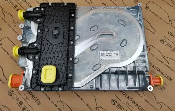 Volkswagen ID.3 Battery charger (optional) 1EA915684EF