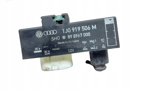 Coolant fan relay