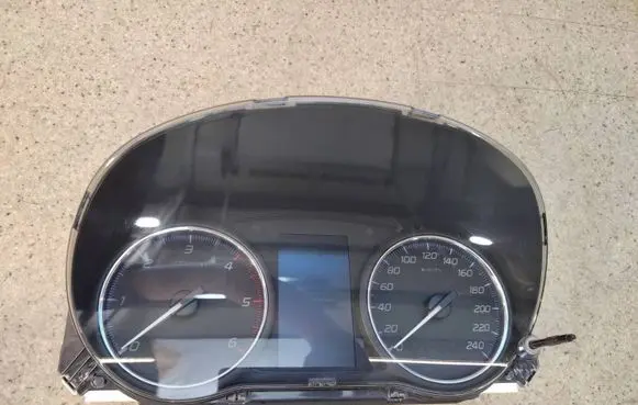 Mitsubishi Outlander Speedometer (instrument cluster) 8100B89733A 8100B897