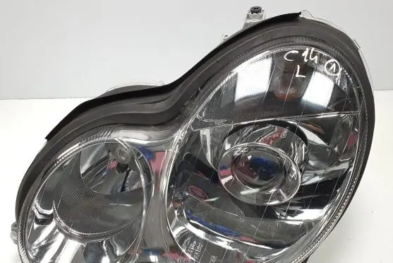 Mercedes-Benz C W203 Headlight/headlamp BZ067-B2W10