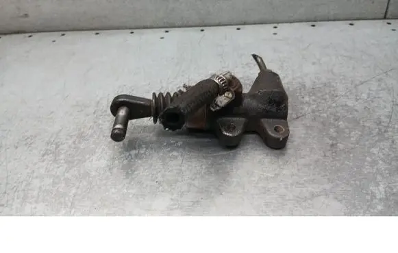 Volkswagen Transporter - Caravelle T4 Clutch master cylinder 