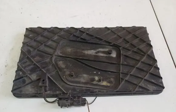 Toyota Avensis T250 Battery box tray 7443105080 74431-05080
