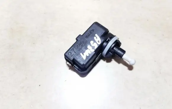 Headlight level adjustment motor